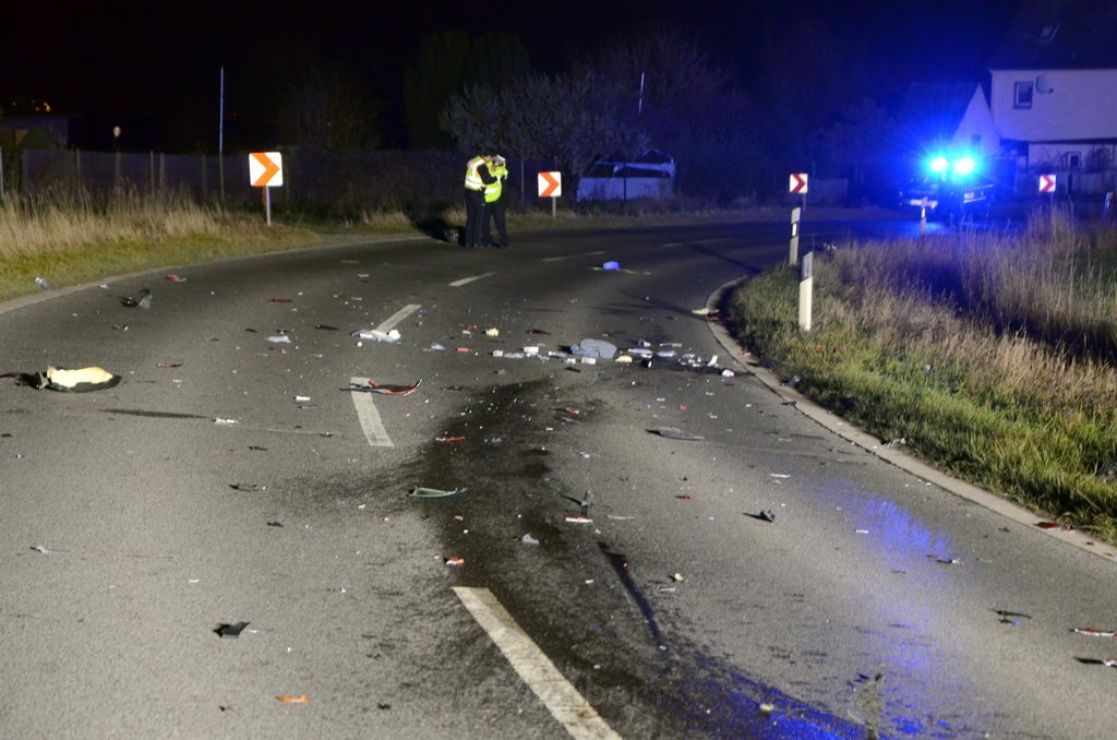 Schwerer VU PKW Roller Koeln Porz Libur Liburer Landstr P039.JPG